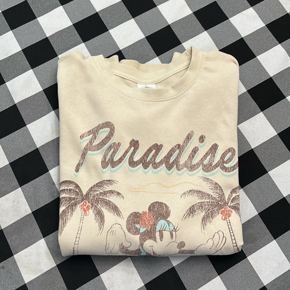 Disney Top - Picture 4 of 4